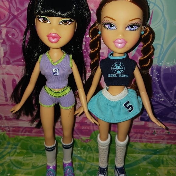 Bratz Dolls Play Sportz Jade Roxxi - Picture 2 of 3